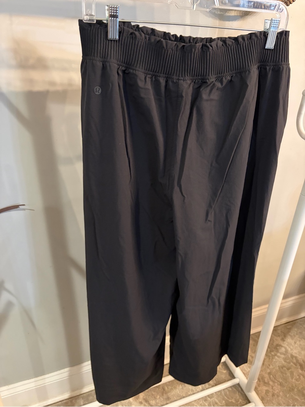 lululemon athletica Women's Black Wide-Leg Lounge Pants size large - Picture 3 of 8